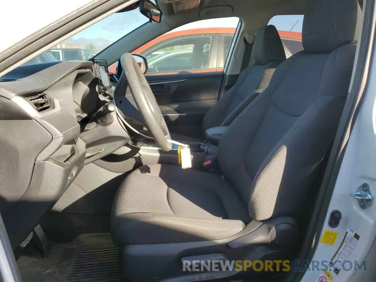 7 Photograph of a damaged car JTMK1RFVXKJ008309 TOYOTA RAV4 2019