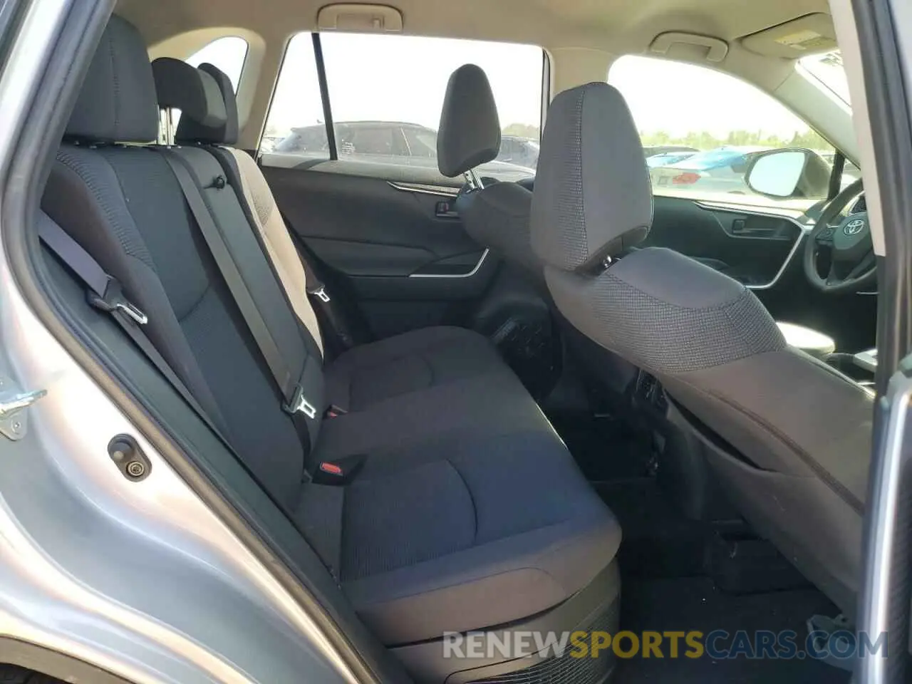 11 Photograph of a damaged car JTMLWRFV0KD005214 TOYOTA RAV4 2019