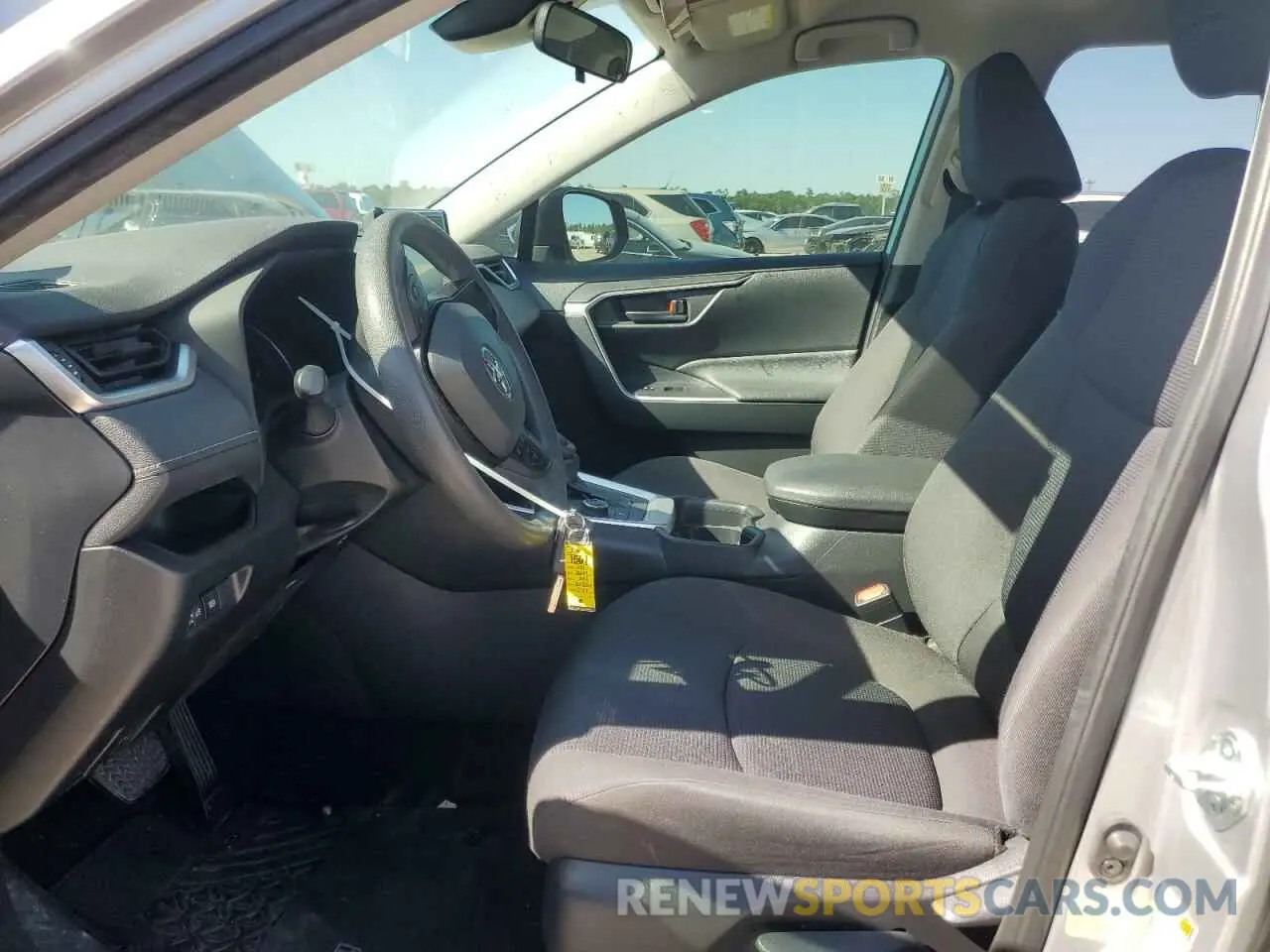 7 Photograph of a damaged car JTMLWRFV0KD005214 TOYOTA RAV4 2019
