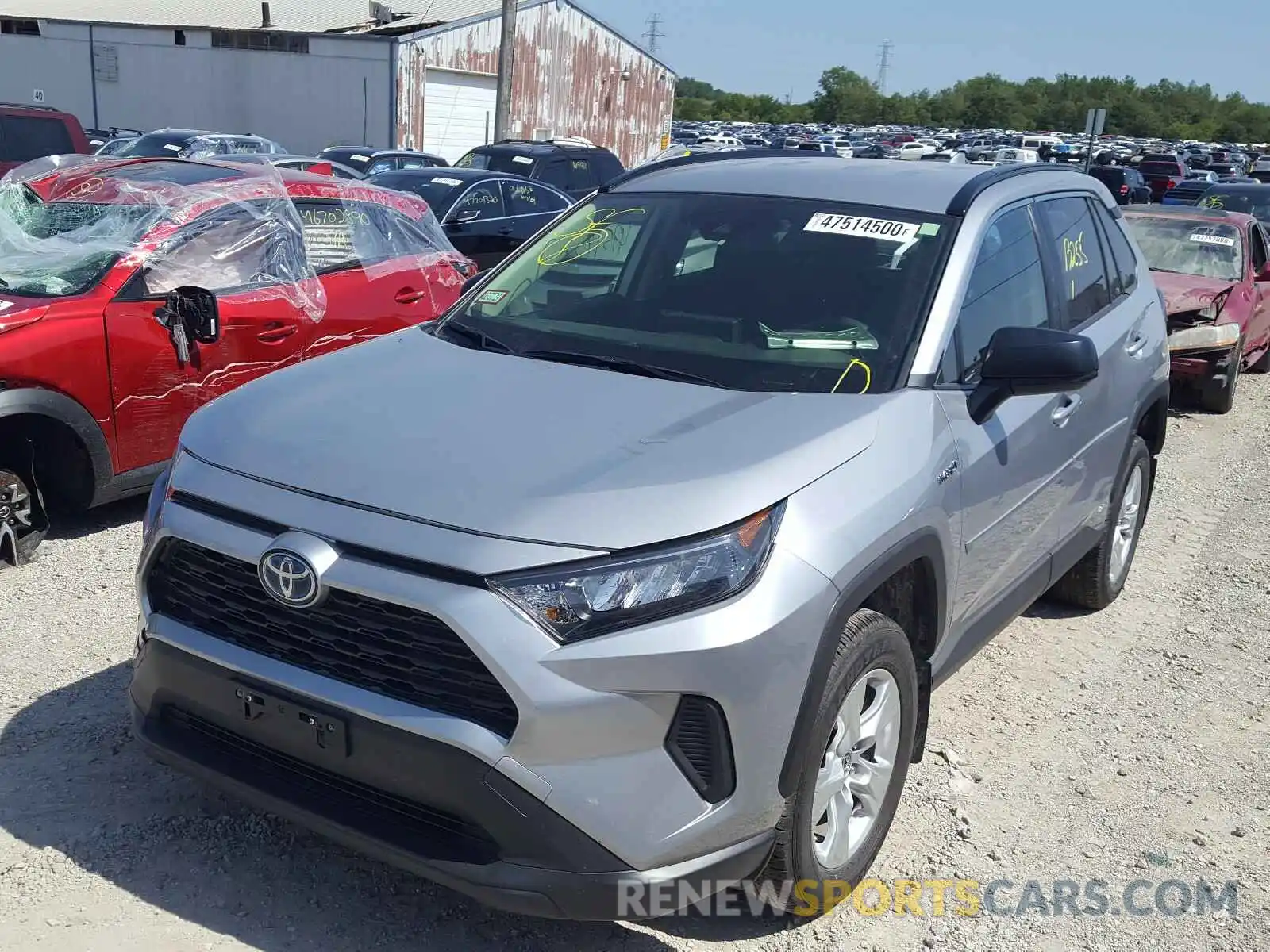 2 Photograph of a damaged car JTMLWRFV0KD029612 TOYOTA RAV4 2019