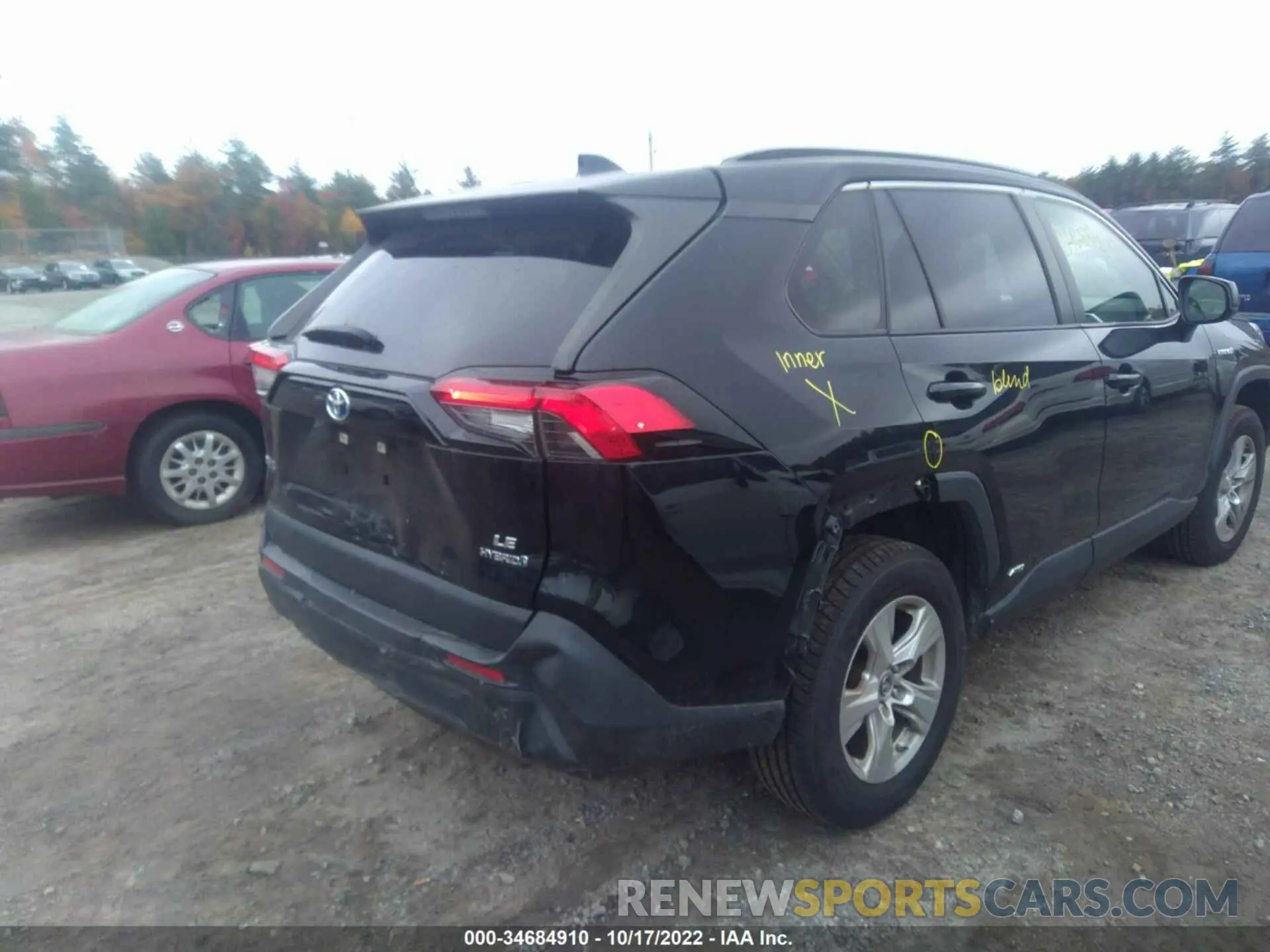 12 Photograph of a damaged car JTMLWRFV3KD501334 TOYOTA RAV4 2019