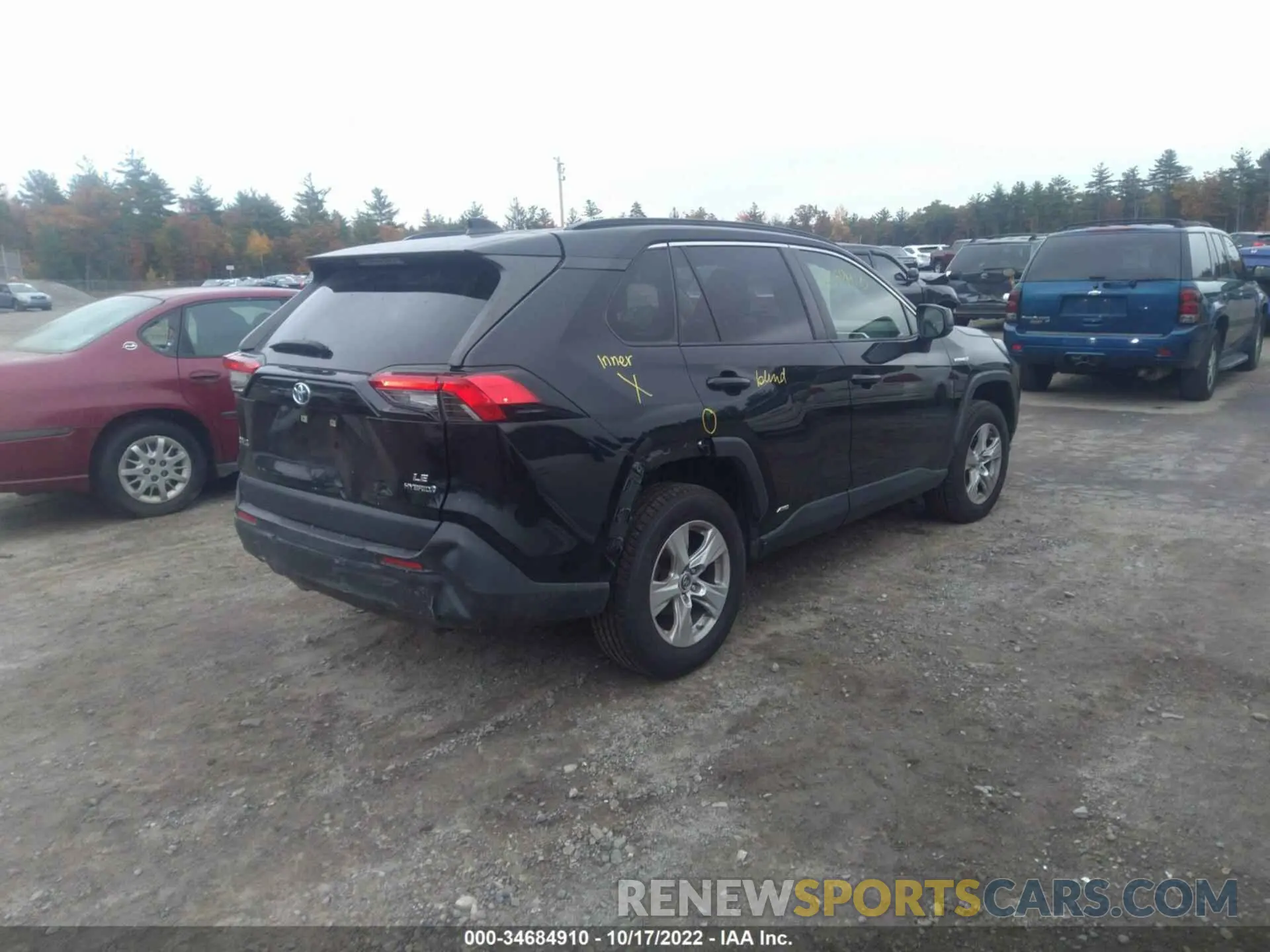 4 Photograph of a damaged car JTMLWRFV3KD501334 TOYOTA RAV4 2019