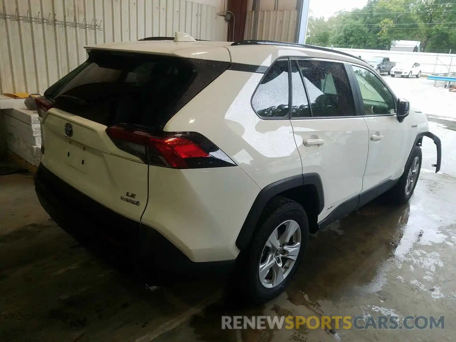 4 Photograph of a damaged car JTMLWRFV4KD501570 TOYOTA RAV4 2019