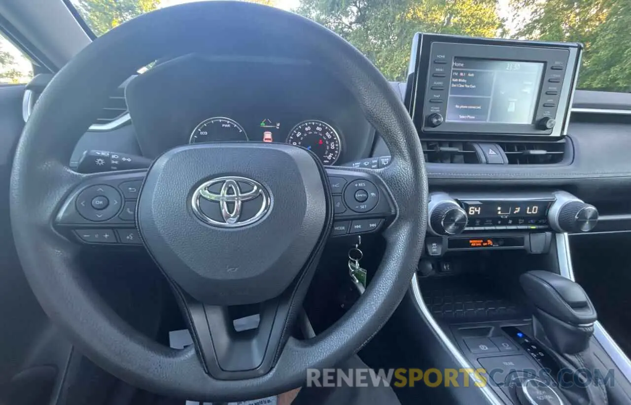 9 Photograph of a damaged car JTMLWRFV4KD512035 TOYOTA RAV4 2019