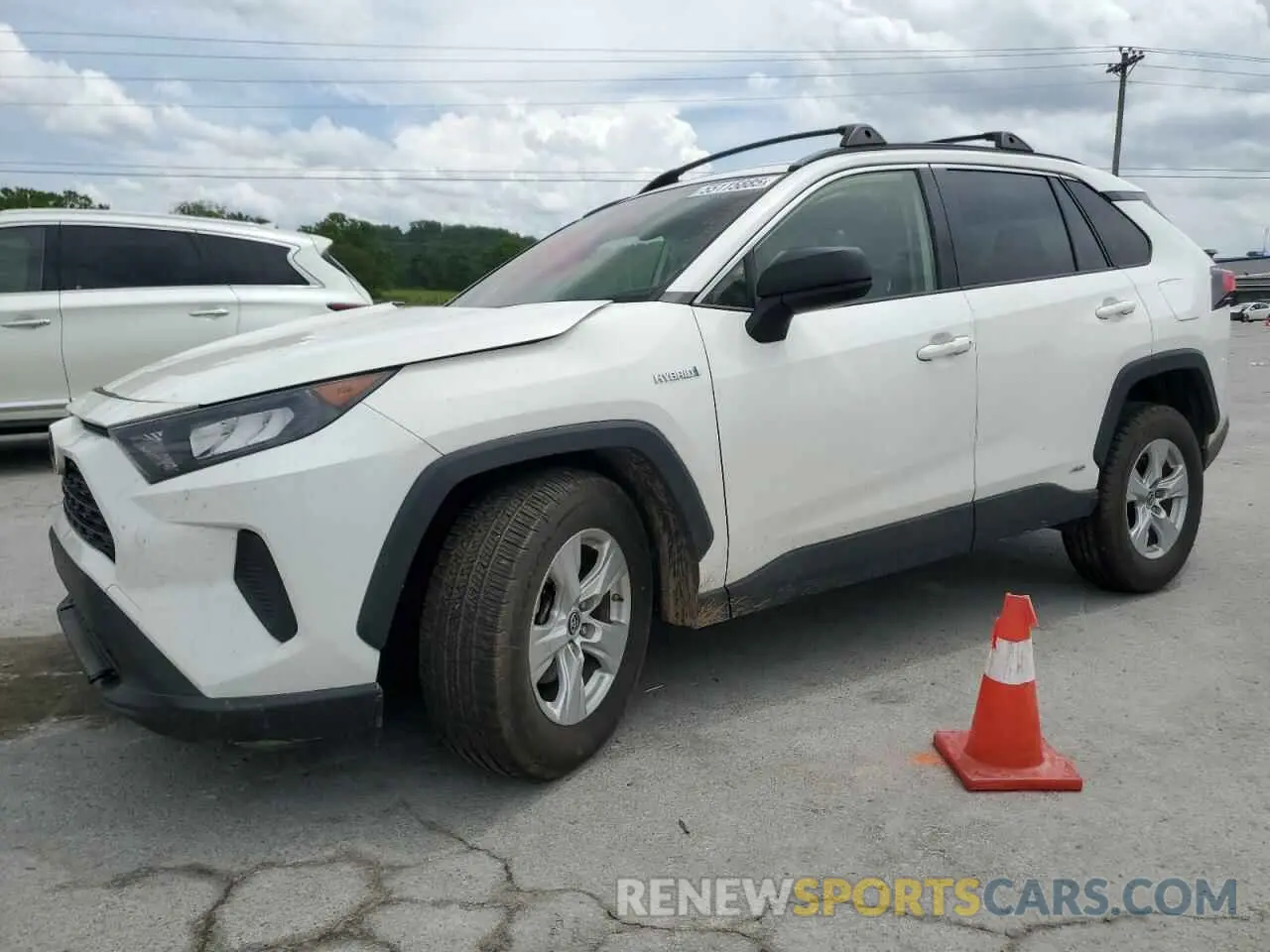 1 Photograph of a damaged car JTMLWRFV7KD033978 TOYOTA RAV4 2019