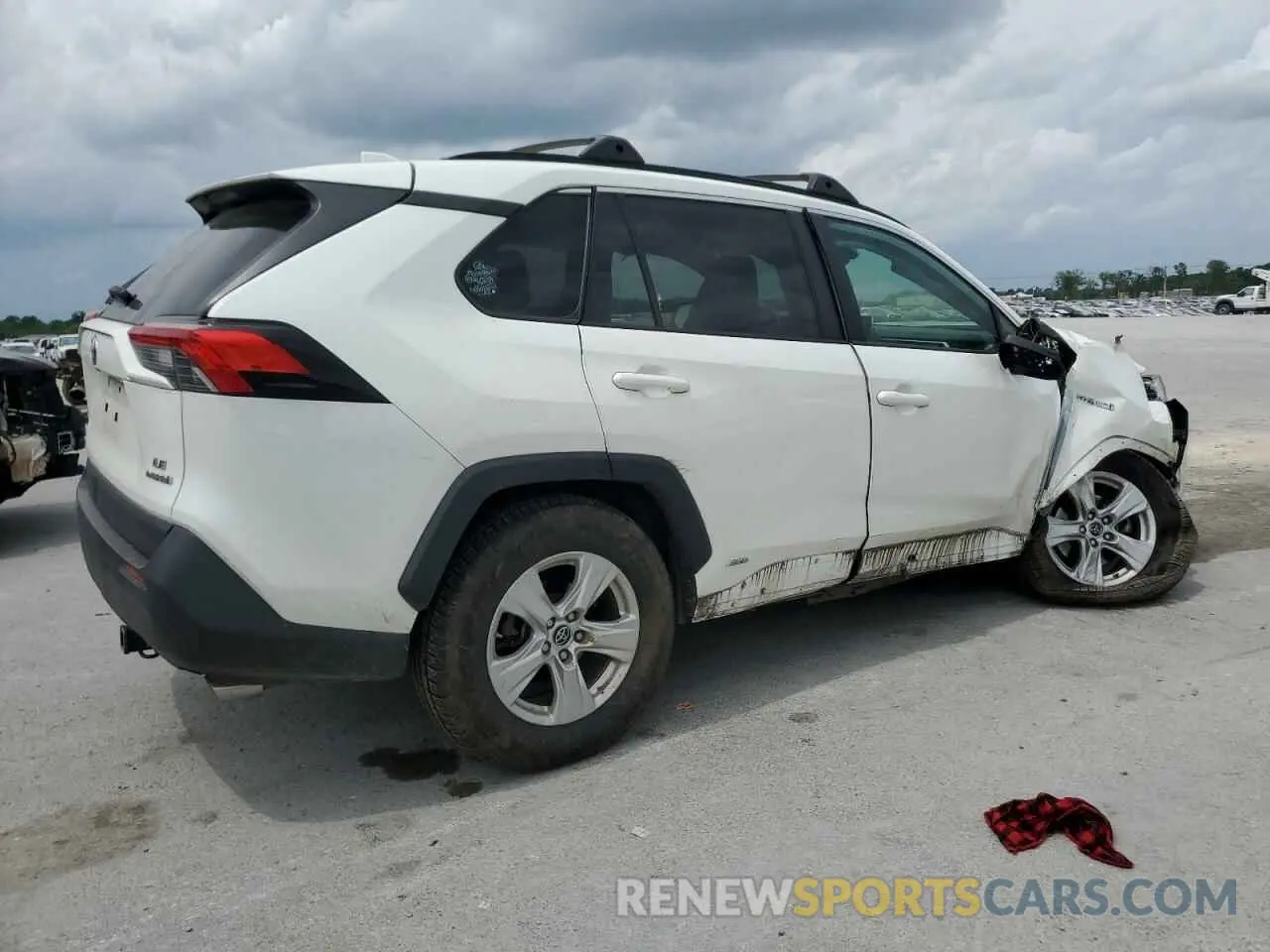 3 Photograph of a damaged car JTMLWRFV7KD033978 TOYOTA RAV4 2019