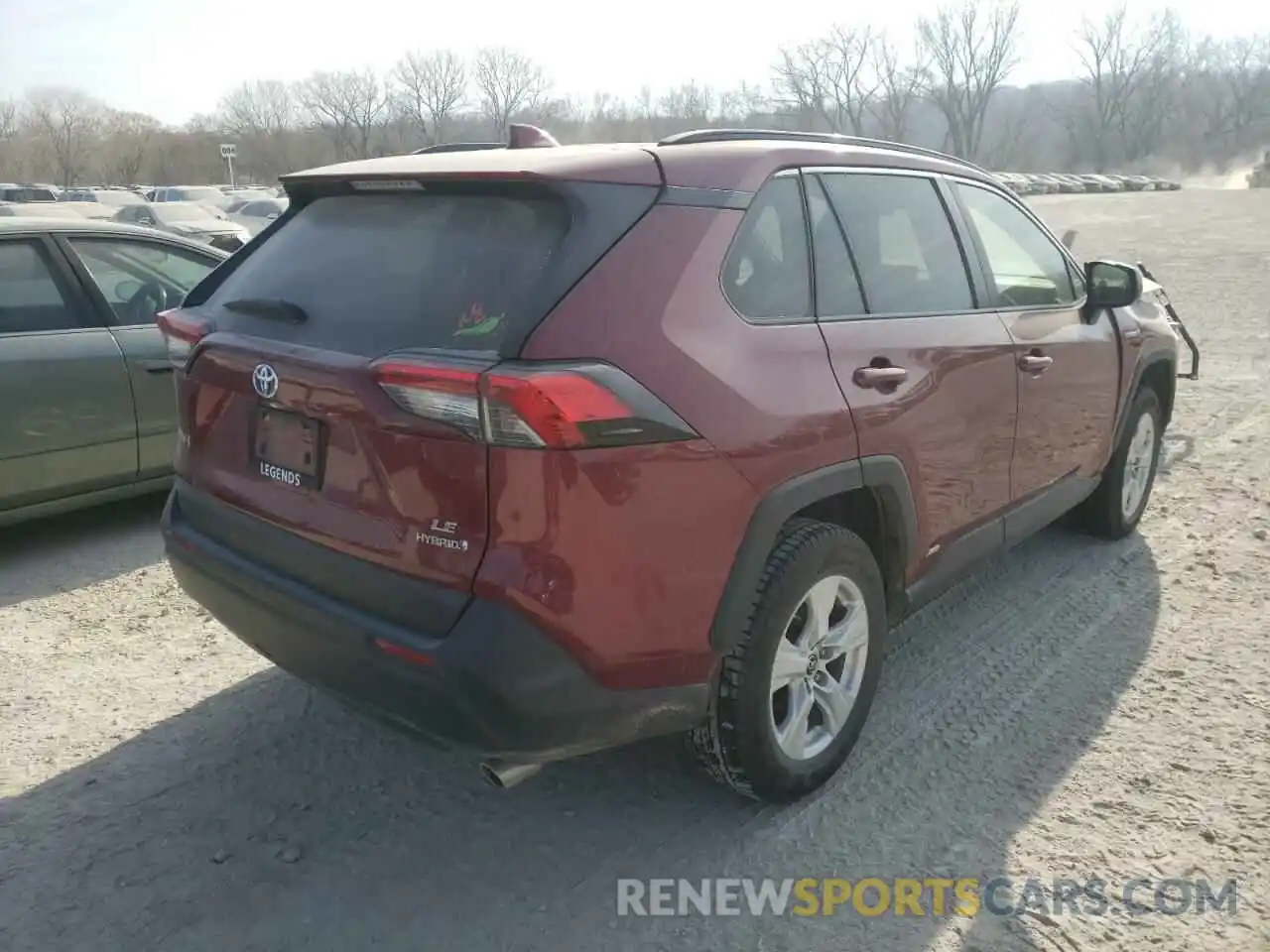 4 Photograph of a damaged car JTMLWRFV8KD027705 TOYOTA RAV4 2019