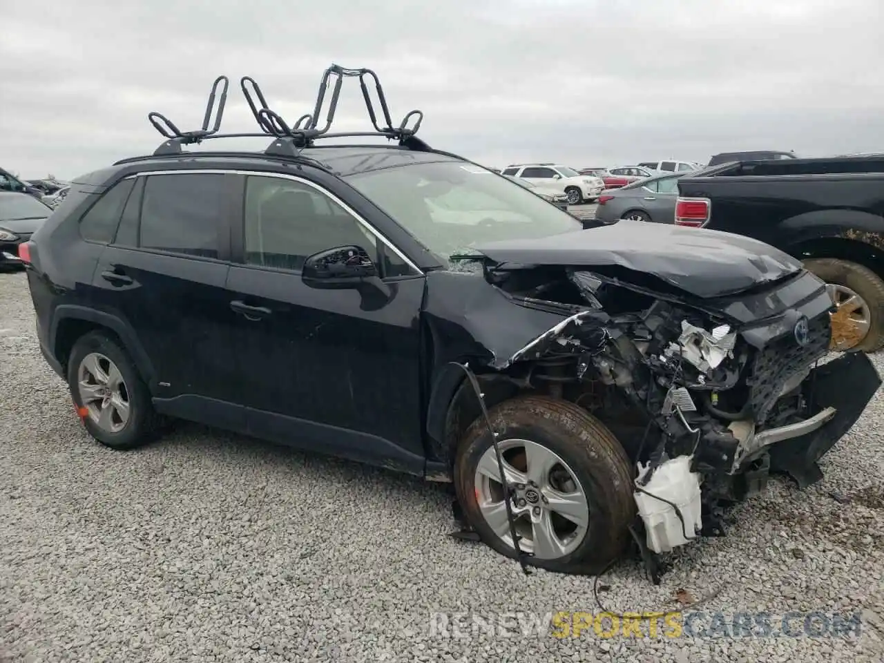 4 Photograph of a damaged car JTMLWRFV8KD029146 TOYOTA RAV4 2019