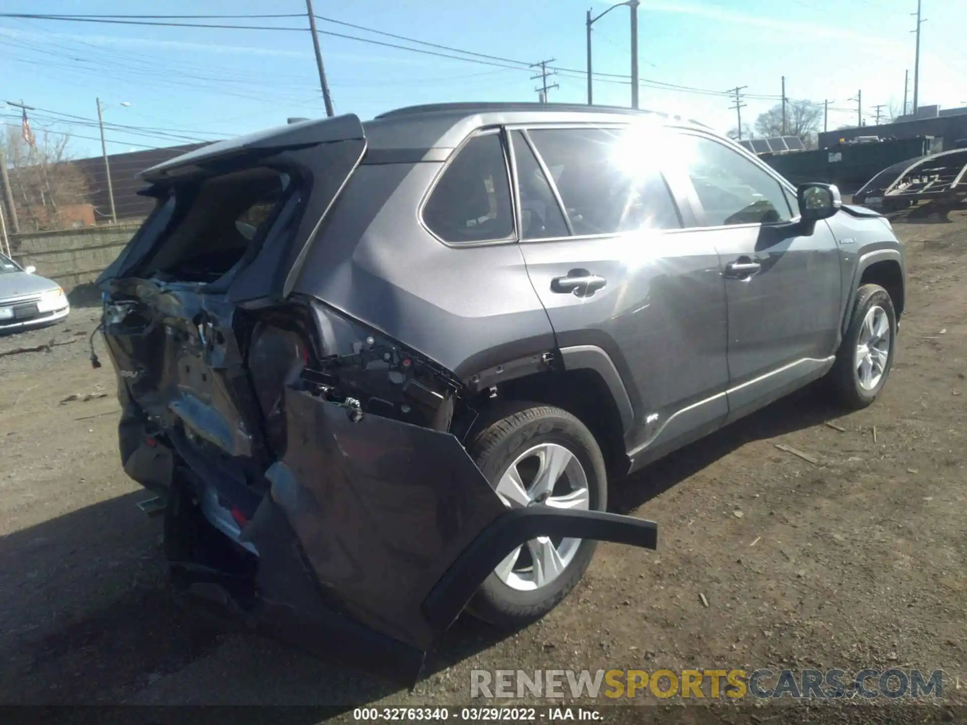 4 Photograph of a damaged car JTMMWRFV0KD011647 TOYOTA RAV4 2019