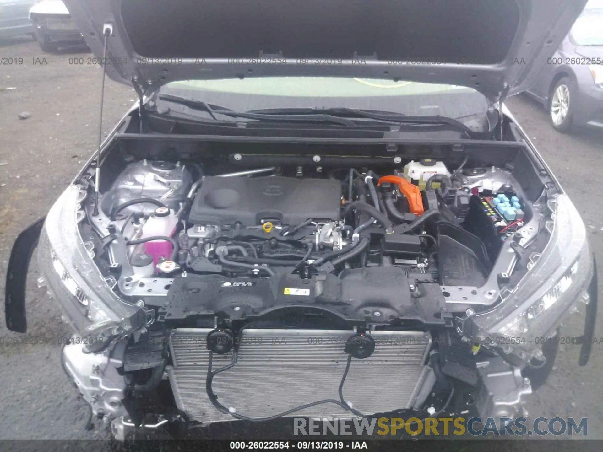 10 Photograph of a damaged car JTMMWRFV1KD019143 TOYOTA RAV4 2019