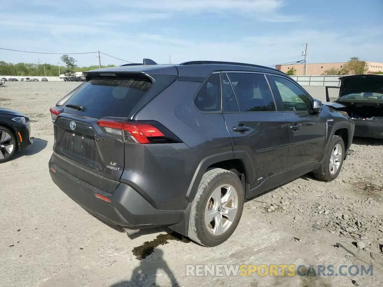 3 Photograph of a damaged car JTMMWRFV2KD026490 TOYOTA RAV4 2019