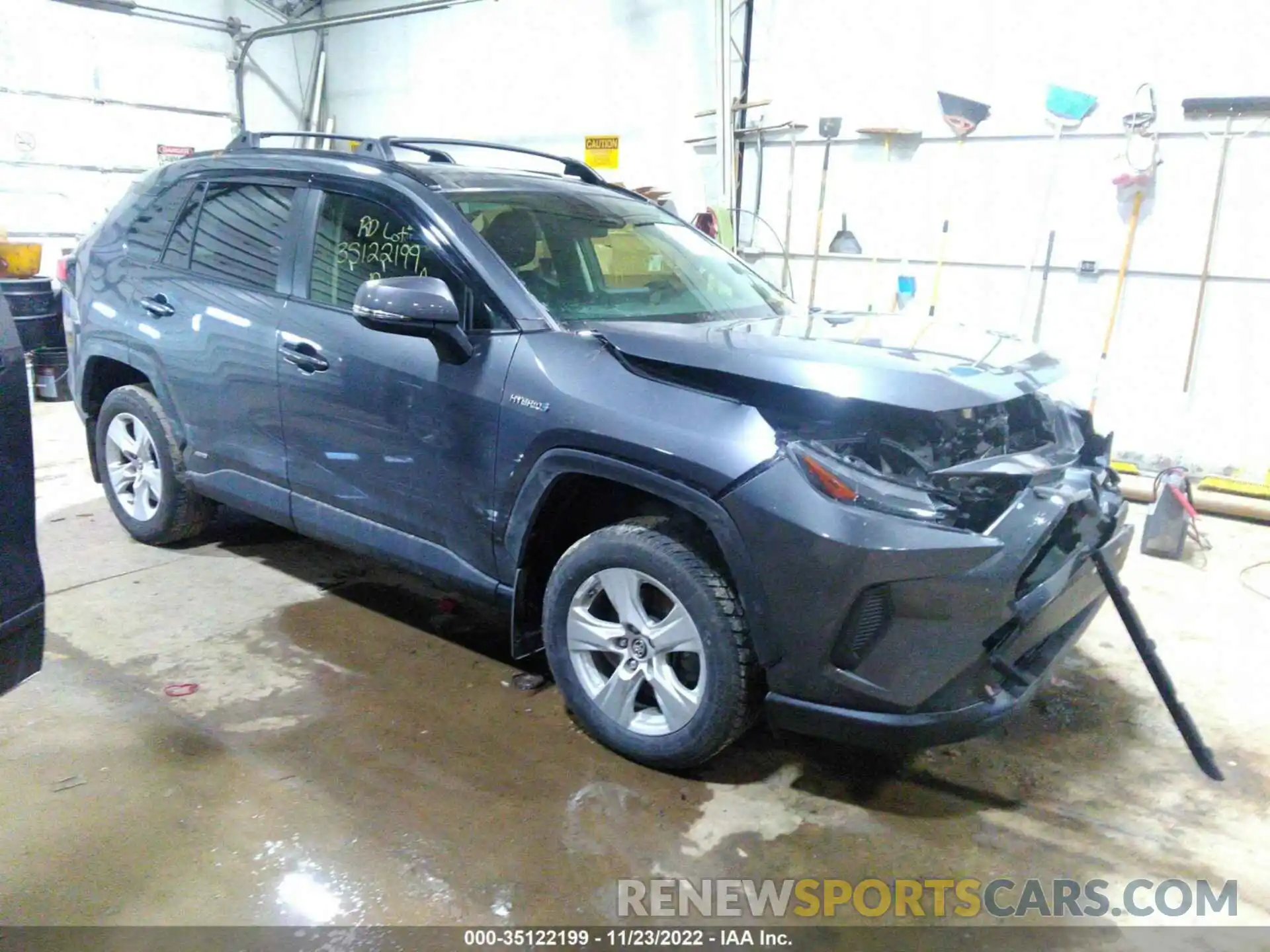 1 Photograph of a damaged car JTMMWRFV2KD028644 TOYOTA RAV4 2019