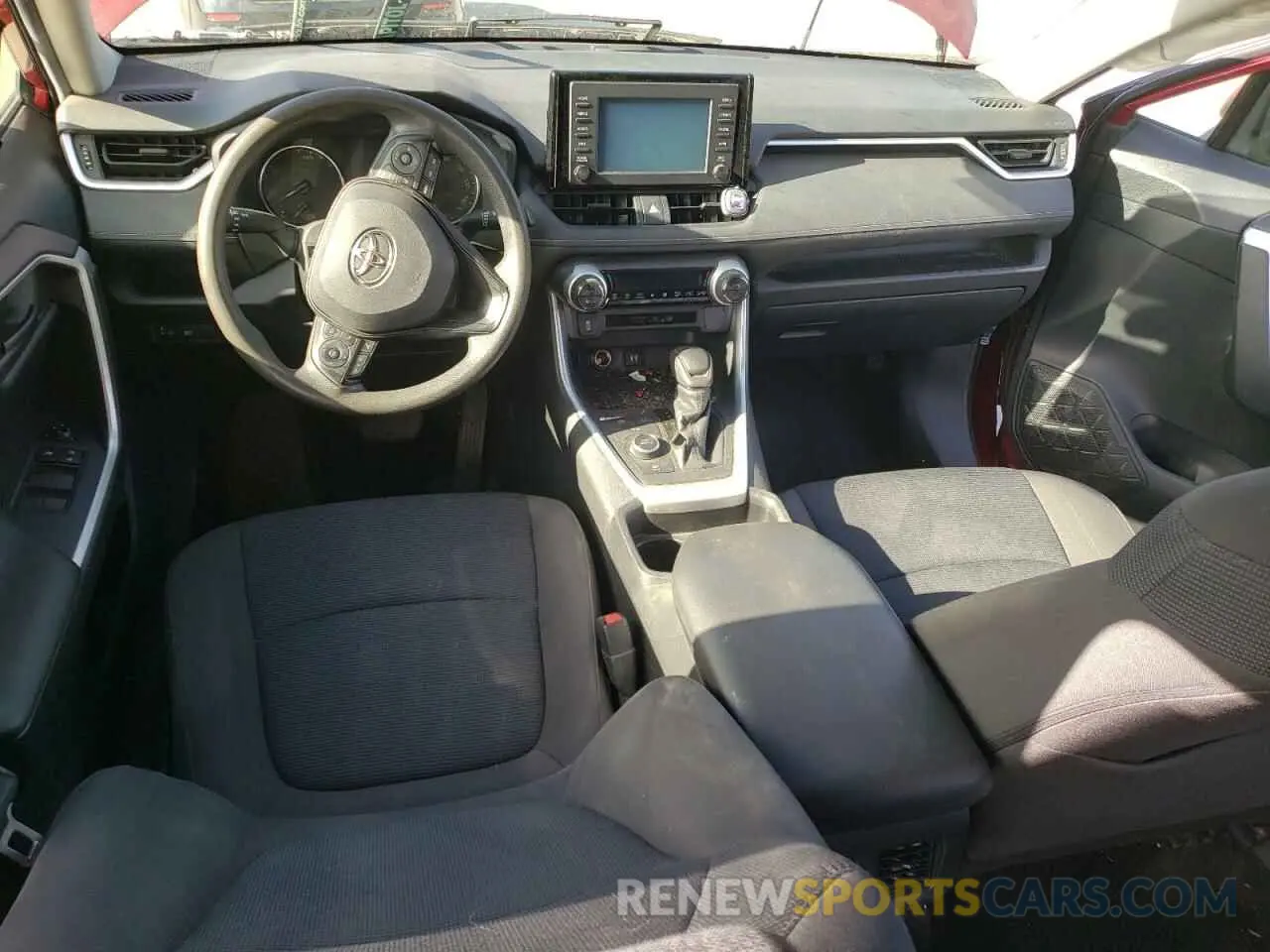 8 Photograph of a damaged car JTMMWRFV2KD501247 TOYOTA RAV4 2019