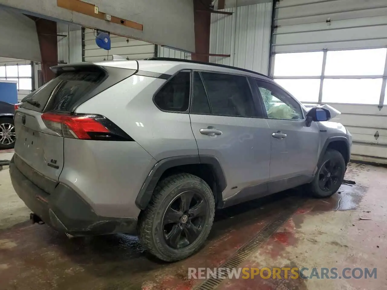 3 Photograph of a damaged car JTMMWRFV3KD011433 TOYOTA RAV4 2019