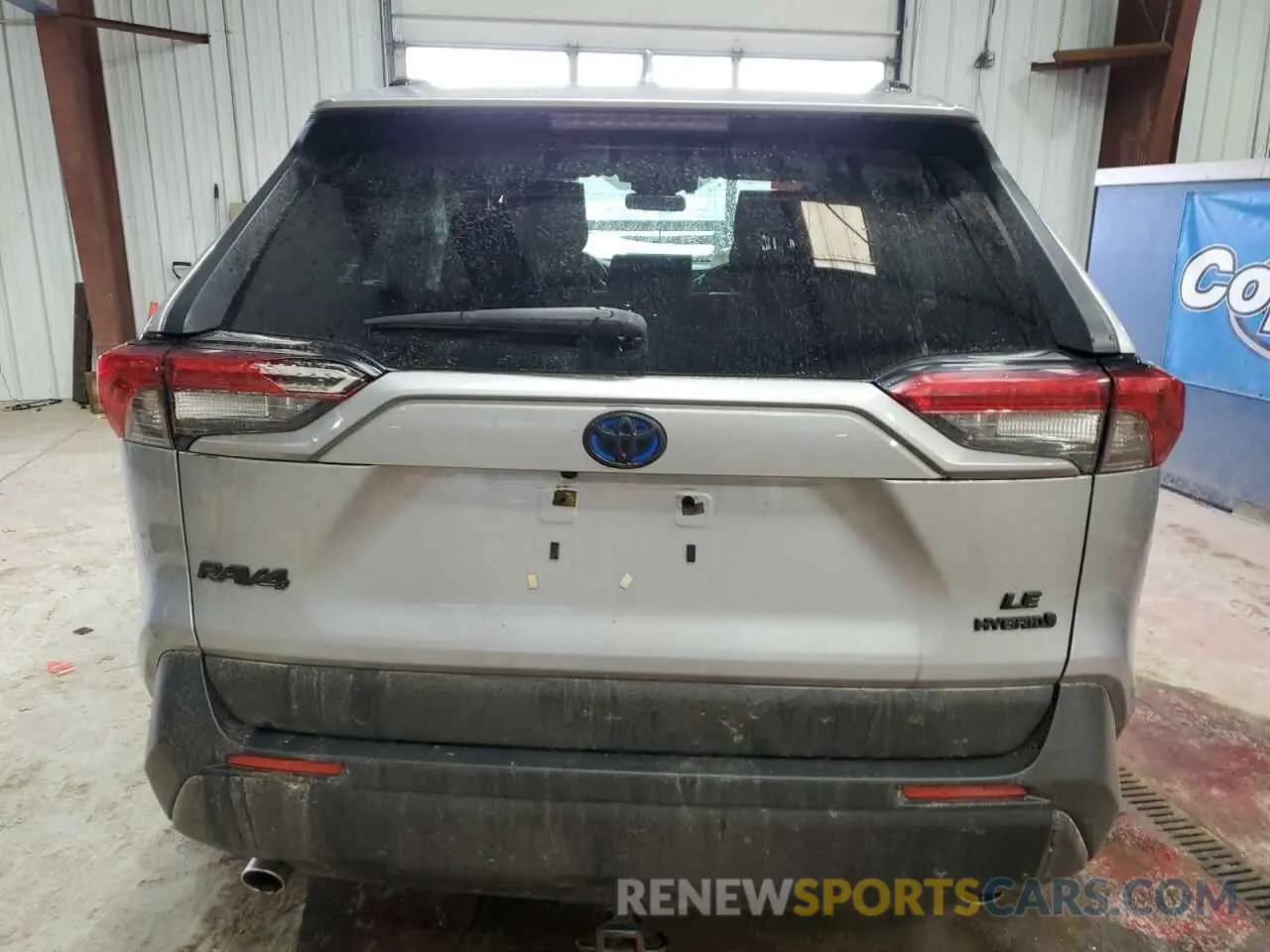 6 Photograph of a damaged car JTMMWRFV3KD011433 TOYOTA RAV4 2019