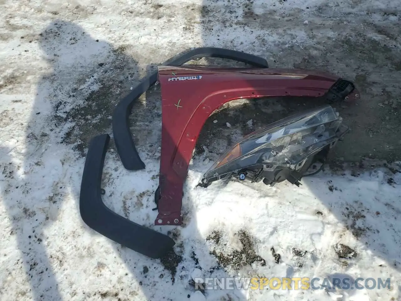 13 Photograph of a damaged car JTMMWRFV3KD026644 TOYOTA RAV4 2019
