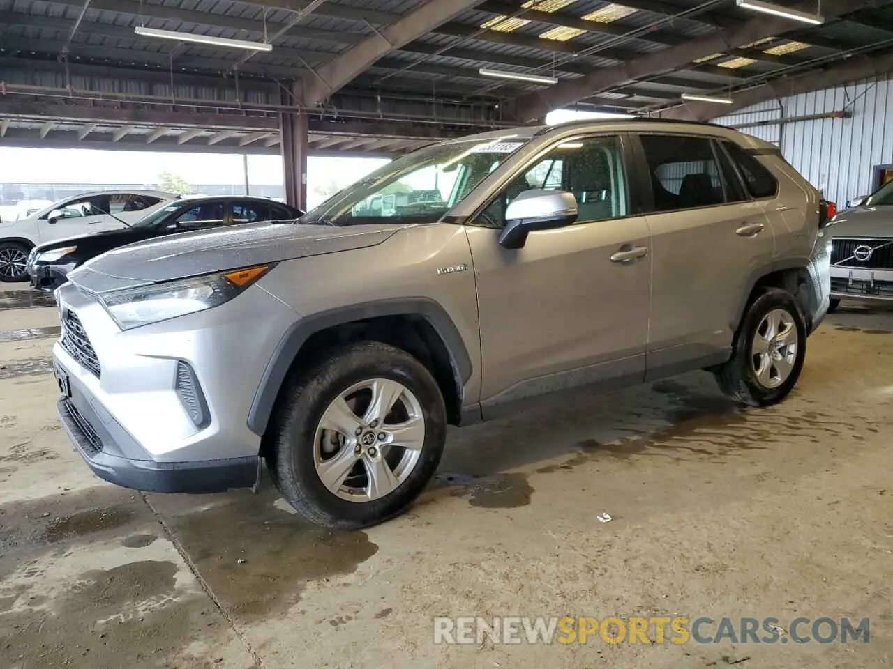 1 Photograph of a damaged car JTMMWRFV3KD503931 TOYOTA RAV4 2019