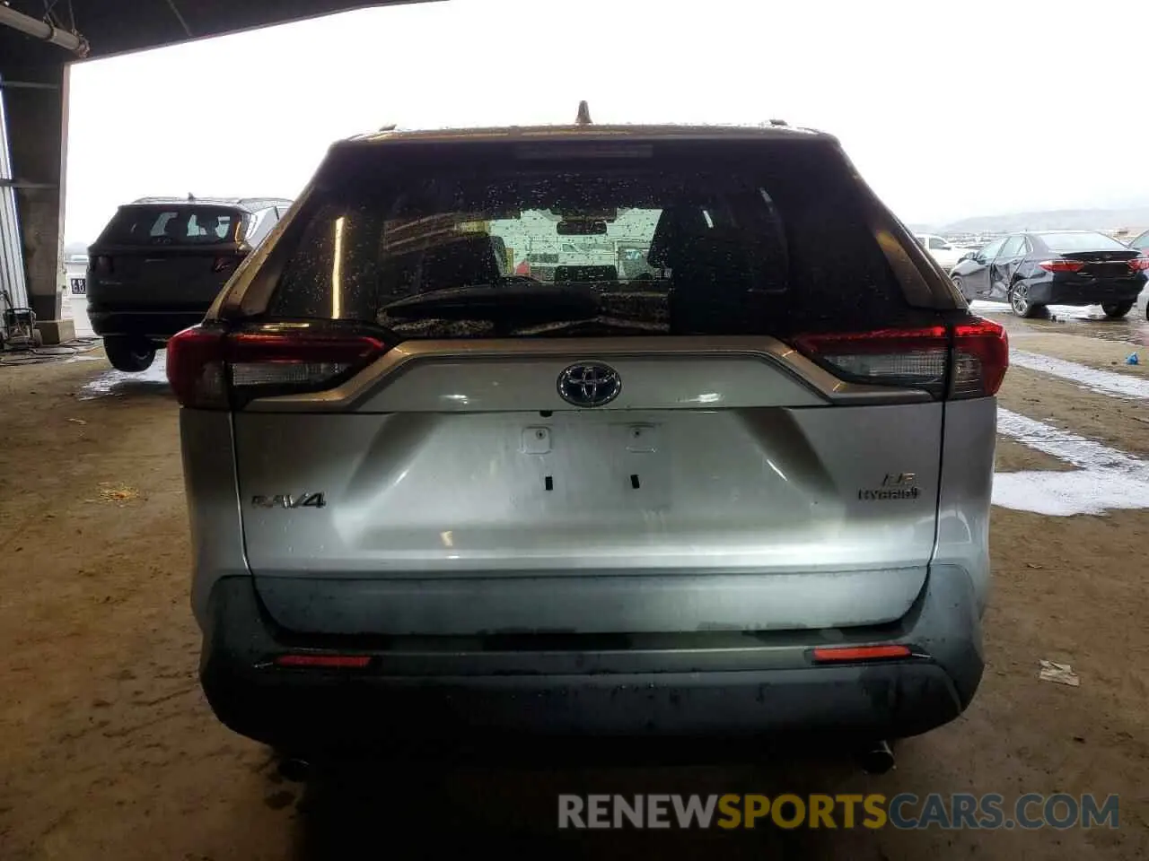6 Photograph of a damaged car JTMMWRFV3KD503931 TOYOTA RAV4 2019