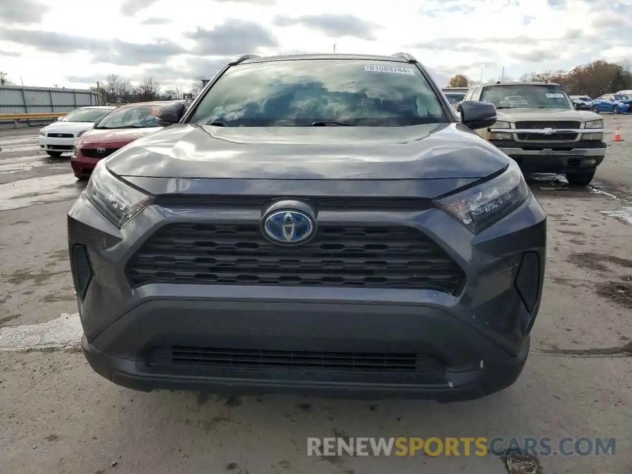 5 Photograph of a damaged car JTMMWRFV5KD036897 TOYOTA RAV4 2019