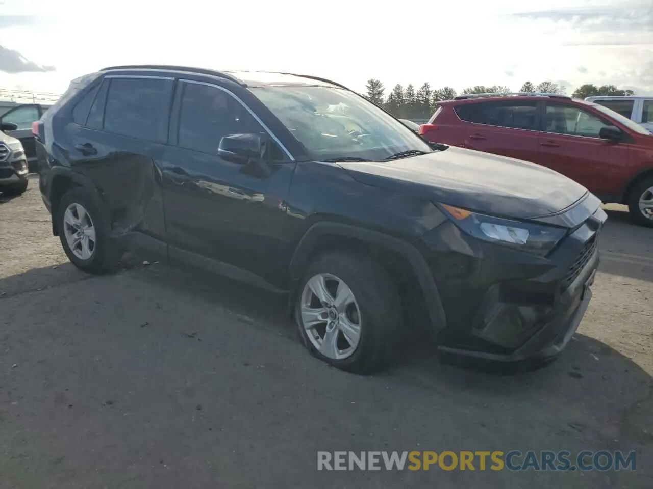 4 Photograph of a damaged car JTMMWRFV6KD002774 TOYOTA RAV4 2019