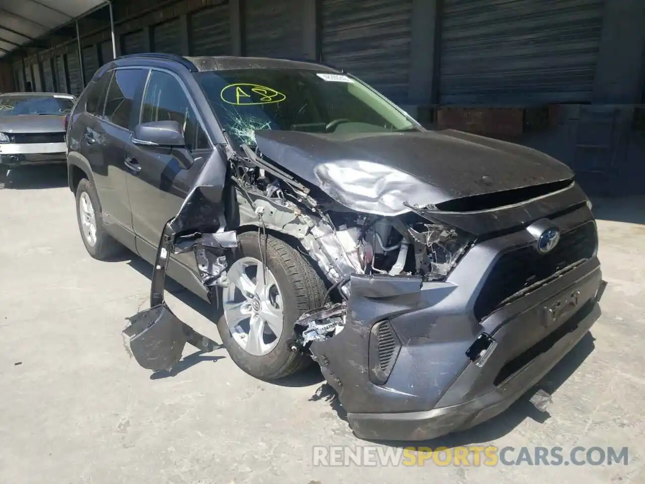 1 Photograph of a damaged car JTMMWRFV7KD007661 TOYOTA RAV4 2019