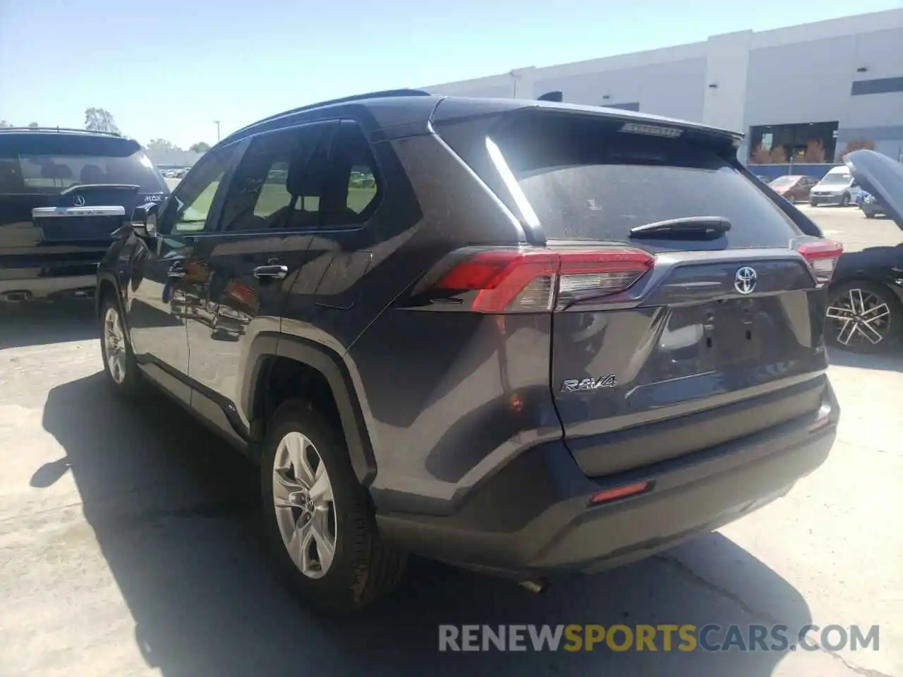 3 Photograph of a damaged car JTMMWRFV7KD007661 TOYOTA RAV4 2019