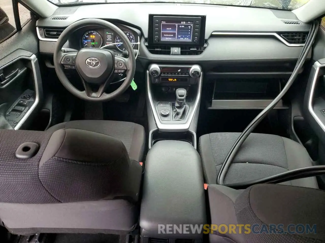 8 Photograph of a damaged car JTMMWRFV7KD025531 TOYOTA RAV4 2019