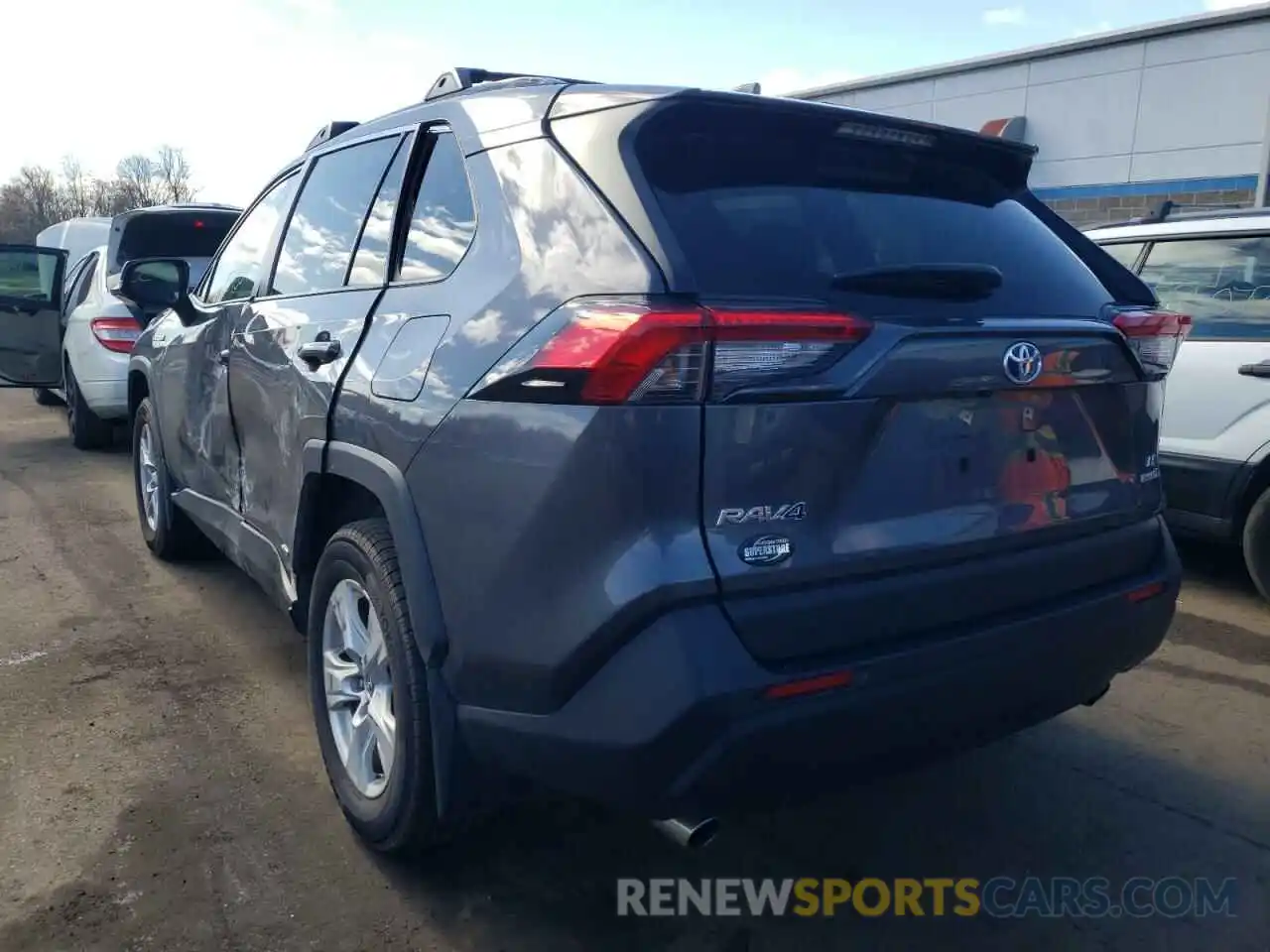 3 Photograph of a damaged car JTMMWRFV7KD033659 TOYOTA RAV4 2019