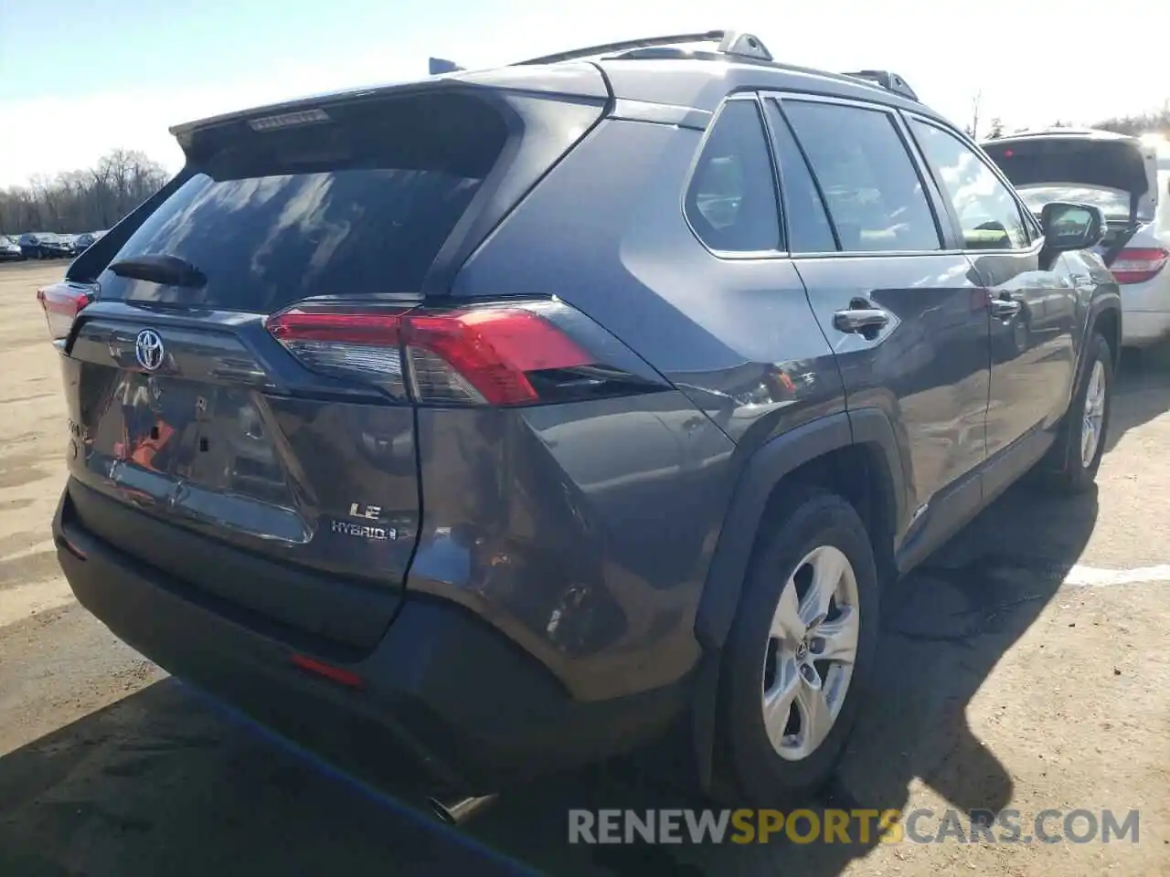 4 Photograph of a damaged car JTMMWRFV7KD033659 TOYOTA RAV4 2019