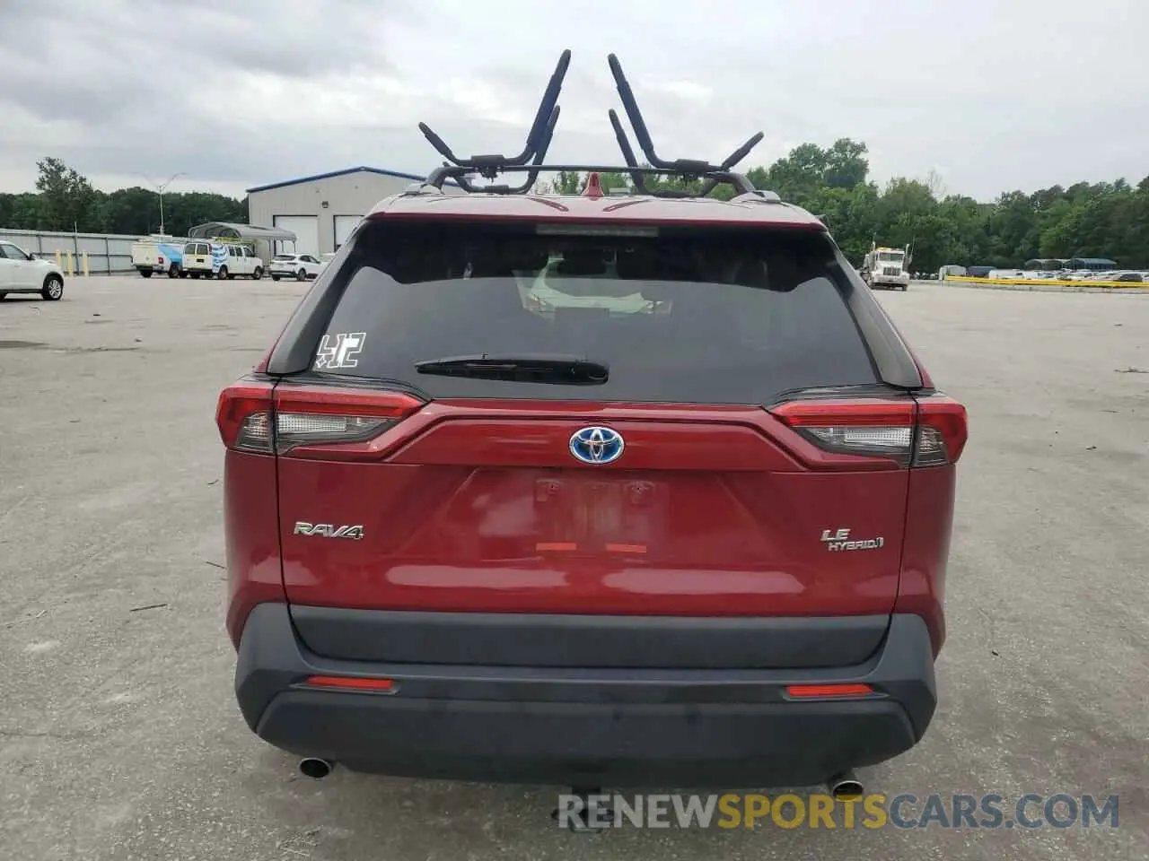 6 Photograph of a damaged car JTMMWRFV8KD002940 TOYOTA RAV4 2019