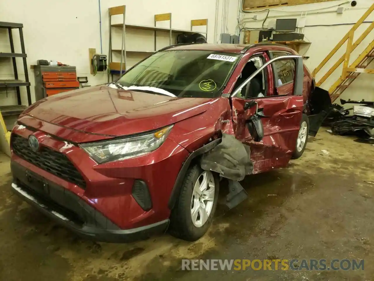 2 Photograph of a damaged car JTMMWRFV9KD031332 TOYOTA RAV4 2019