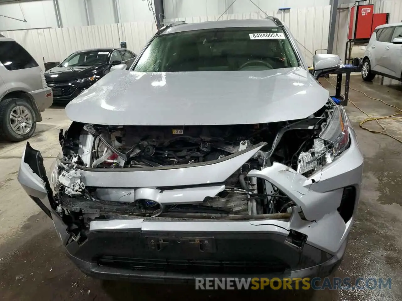 5 Photograph of a damaged car JTMMWRFVXKD502890 TOYOTA RAV4 2019