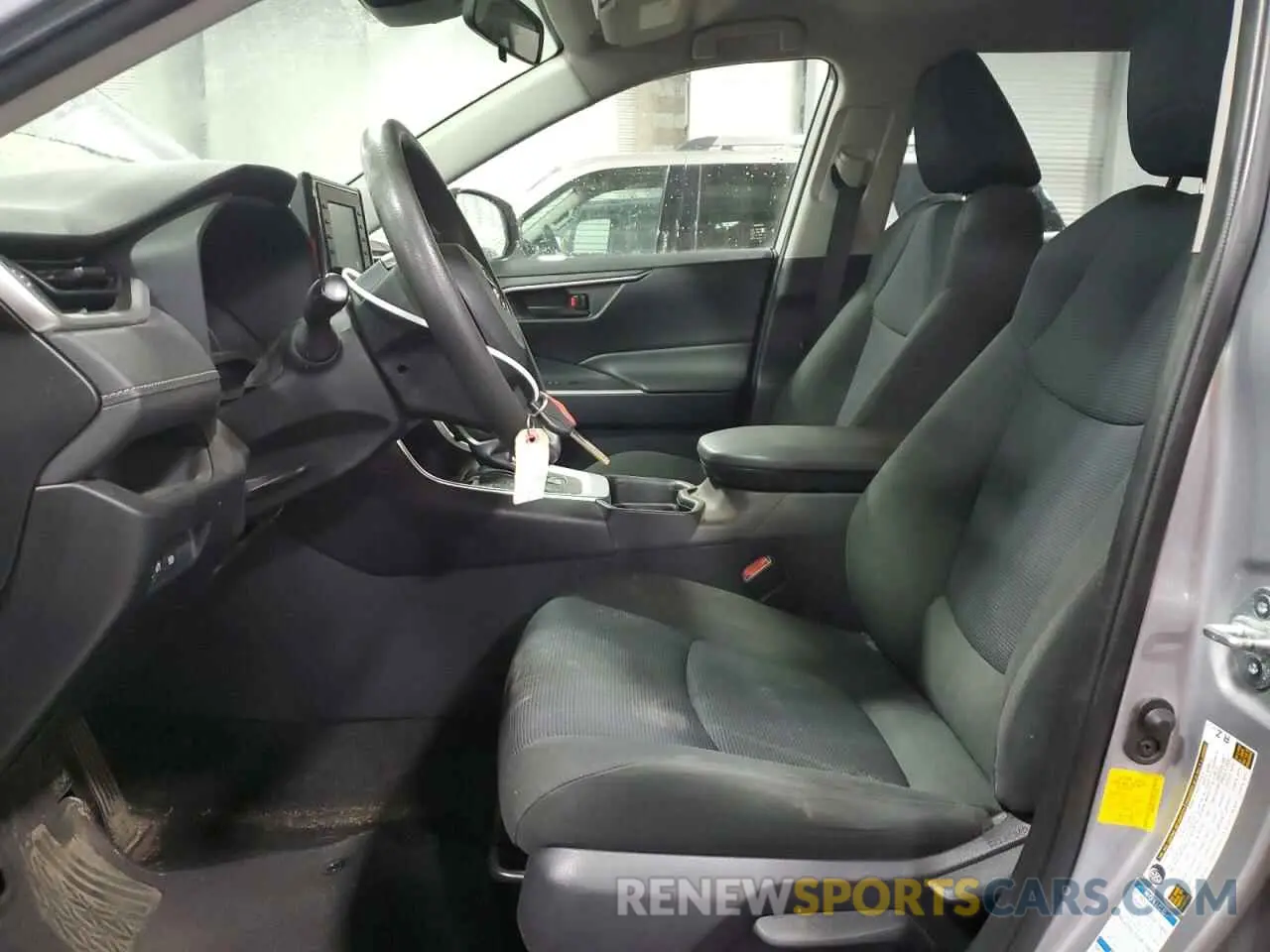 7 Photograph of a damaged car JTMMWRFVXKD502890 TOYOTA RAV4 2019