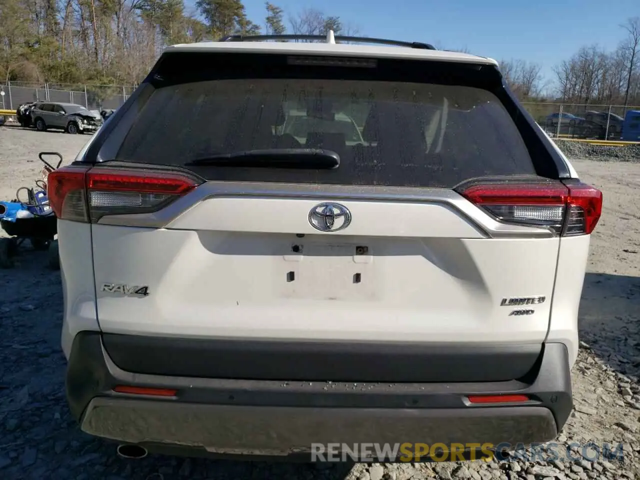 6 Photograph of a damaged car JTMN1RFV0KD014972 TOYOTA RAV4 2019