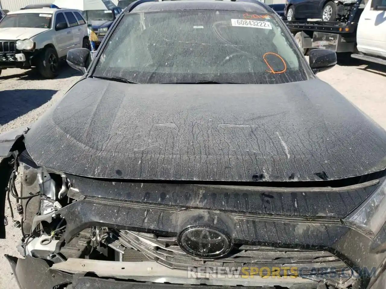 7 Photograph of a damaged car JTMN1RFV0KD036468 TOYOTA RAV4 2019