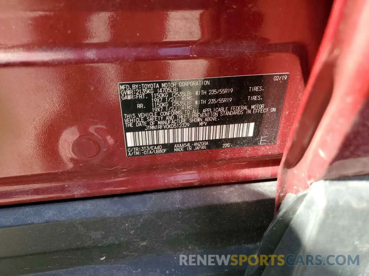 13 Photograph of a damaged car JTMN1RFV0KD512329 TOYOTA RAV4 2019