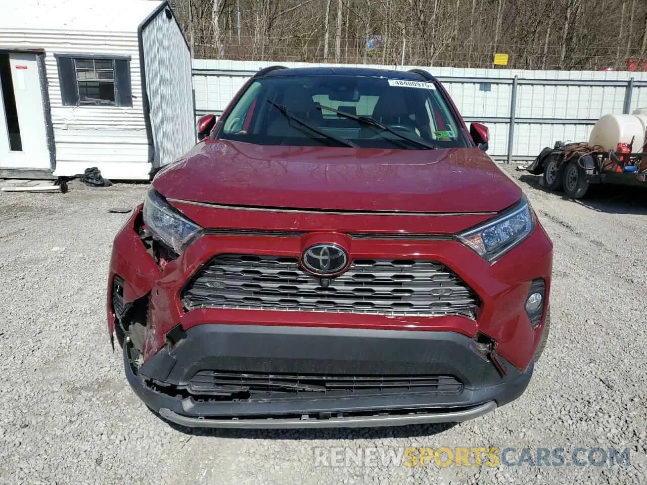 5 Photograph of a damaged car JTMN1RFV0KD512329 TOYOTA RAV4 2019
