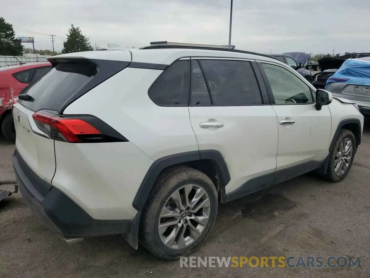 3 Photograph of a damaged car JTMN1RFV0KD515487 TOYOTA RAV4 2019
