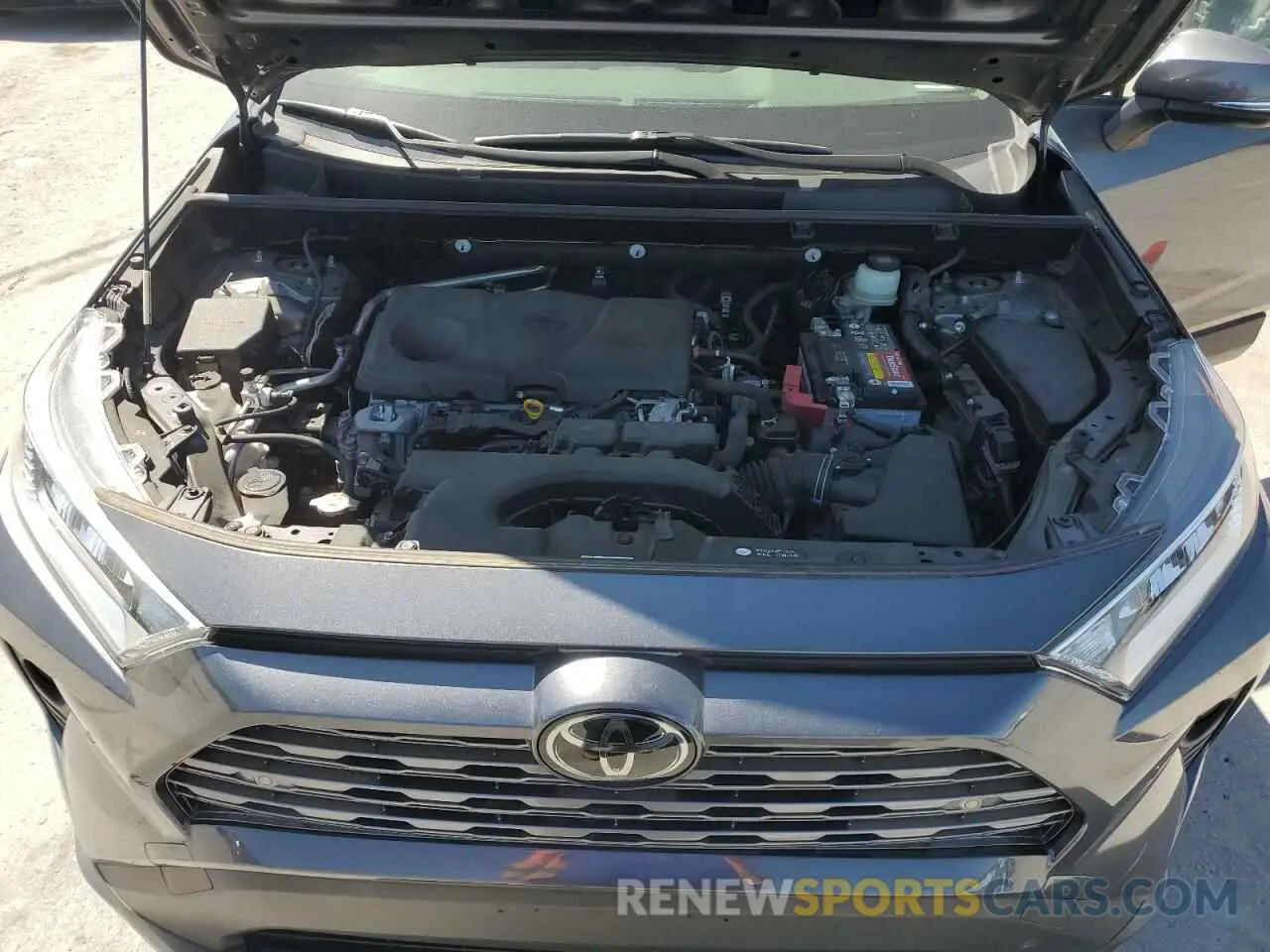 12 Photograph of a damaged car JTMN1RFV0KD516493 TOYOTA RAV4 2019