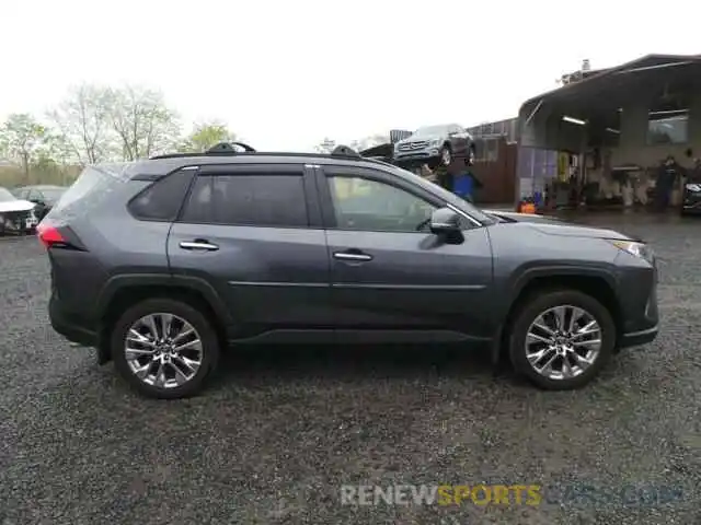 10 Photograph of a damaged car JTMN1RFV0KD521404 TOYOTA RAV4 2019