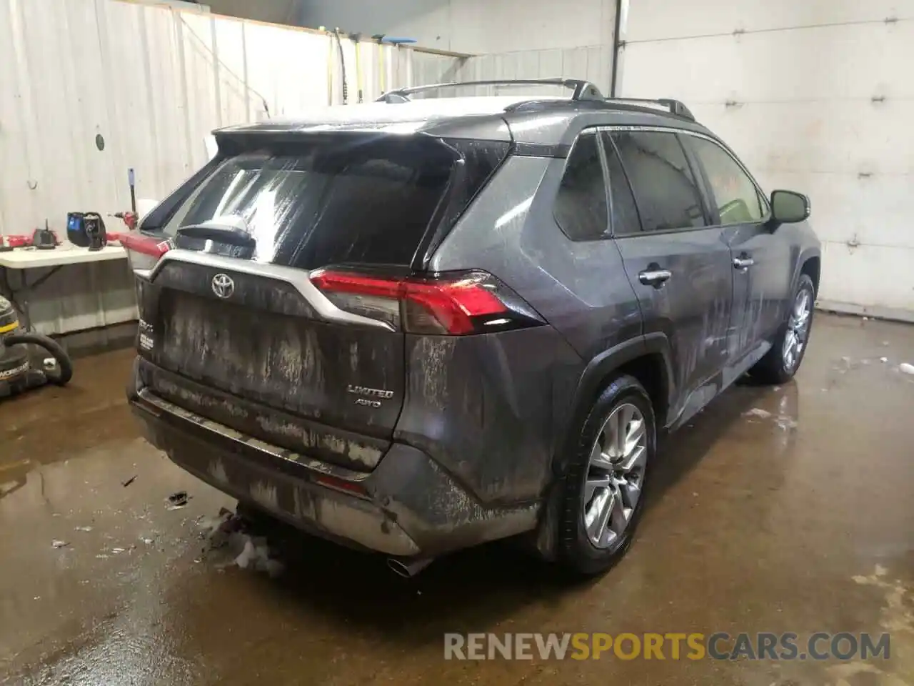 4 Photograph of a damaged car JTMN1RFV1KD037189 TOYOTA RAV4 2019