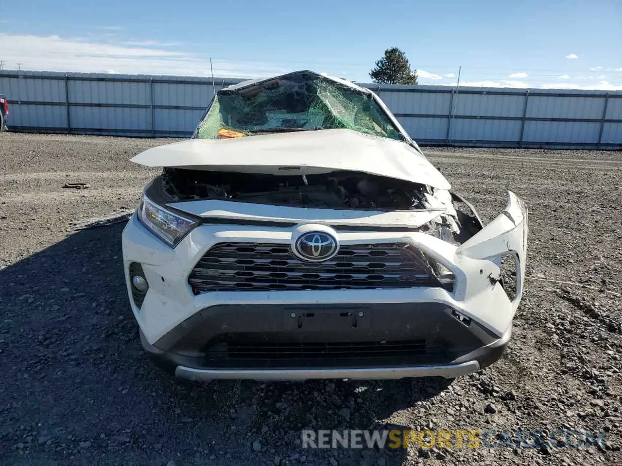 5 Photograph of a damaged car JTMN1RFV1KD510346 TOYOTA RAV4 2019