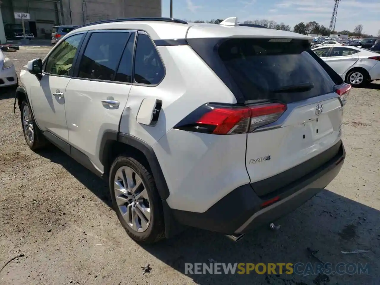 3 Photograph of a damaged car JTMN1RFV1KJ020278 TOYOTA RAV4 2019