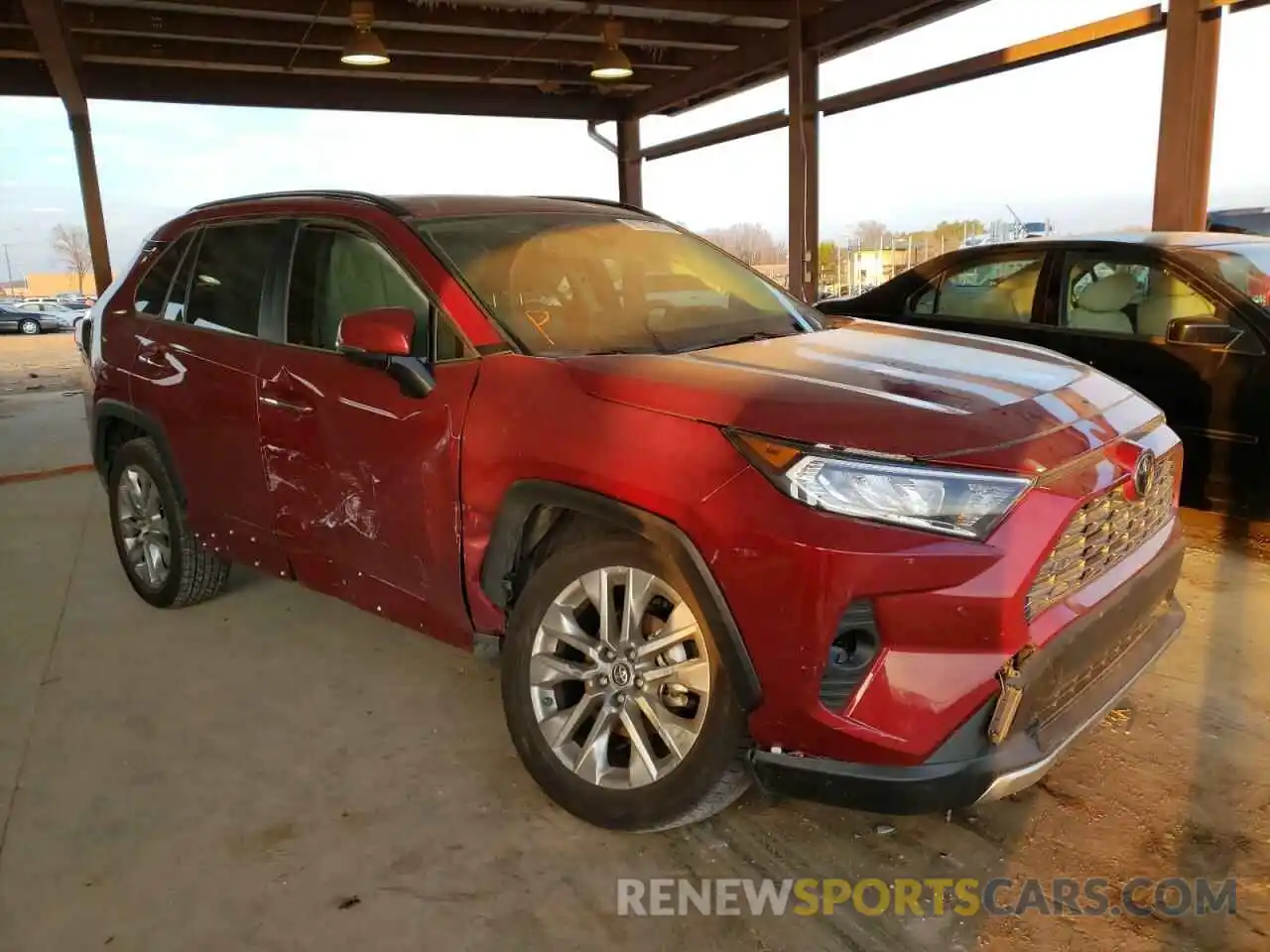 1 Photograph of a damaged car JTMN1RFV2KD029697 TOYOTA RAV4 2019