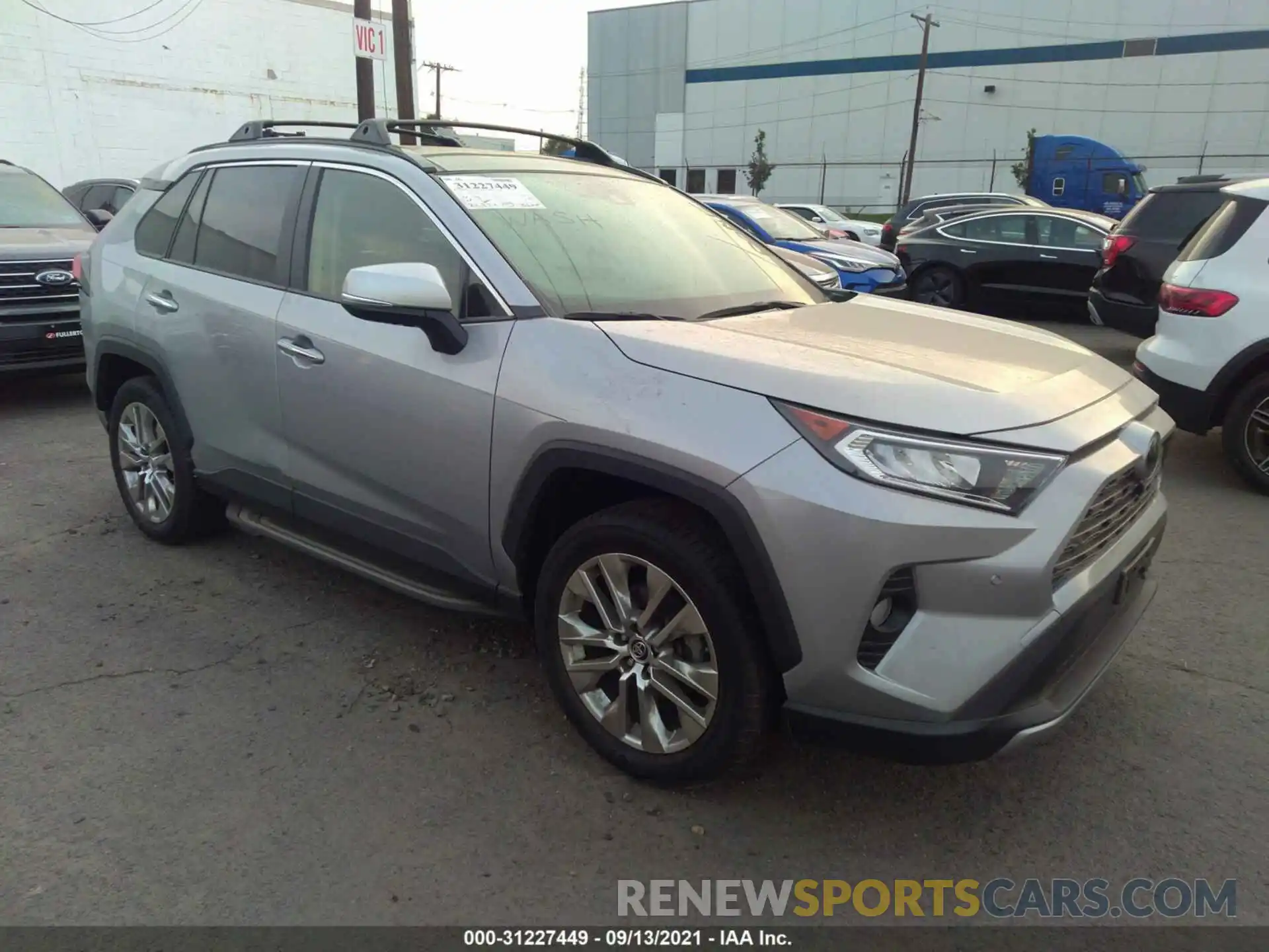 1 Photograph of a damaged car JTMN1RFV2KD508539 TOYOTA RAV4 2019