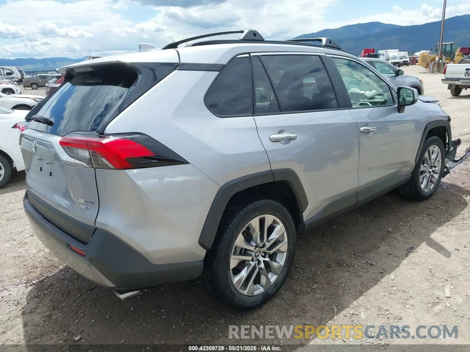 4 Photograph of a damaged car JTMN1RFV2KD512560 TOYOTA RAV4 2019