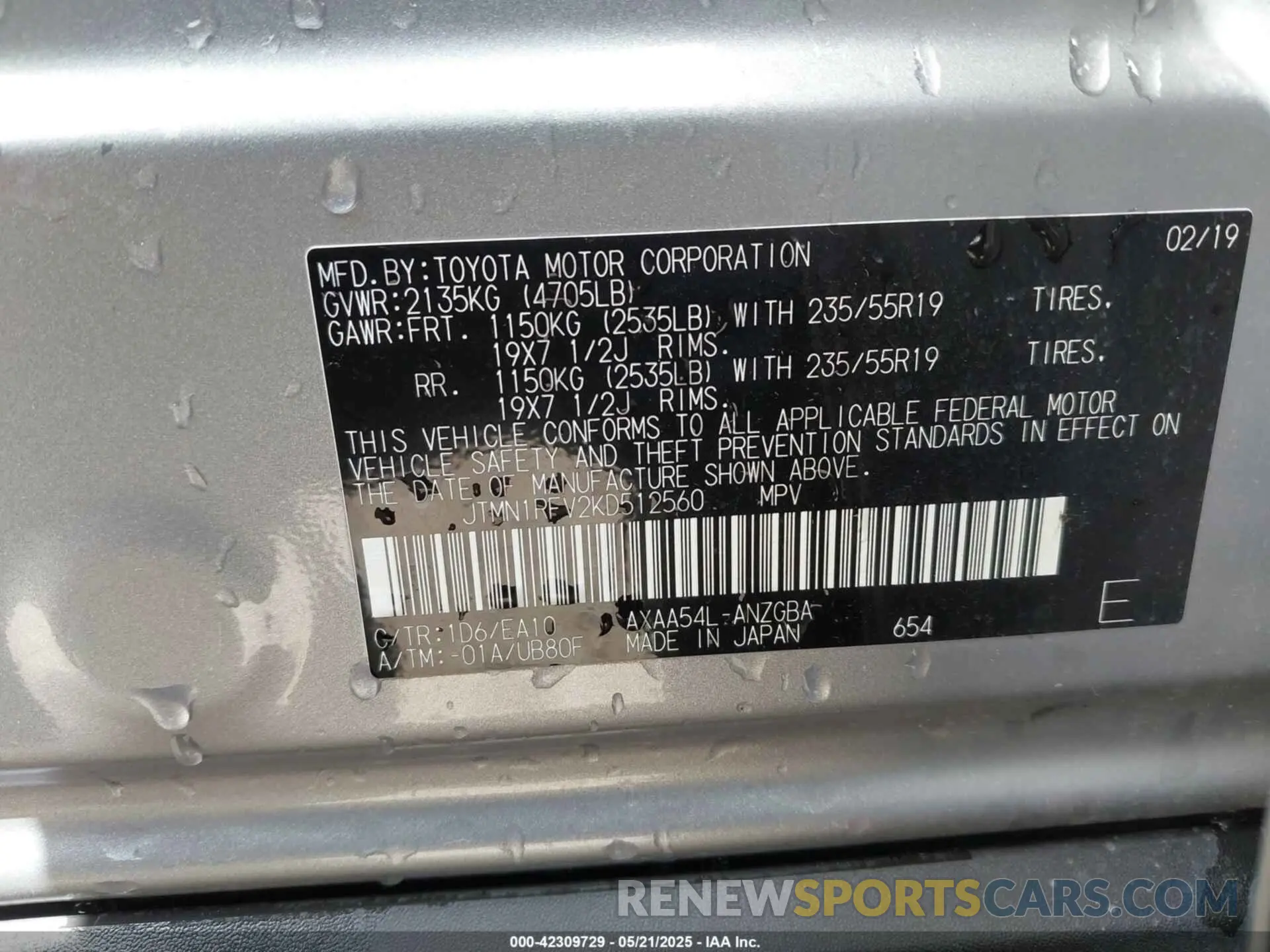 9 Photograph of a damaged car JTMN1RFV2KD512560 TOYOTA RAV4 2019