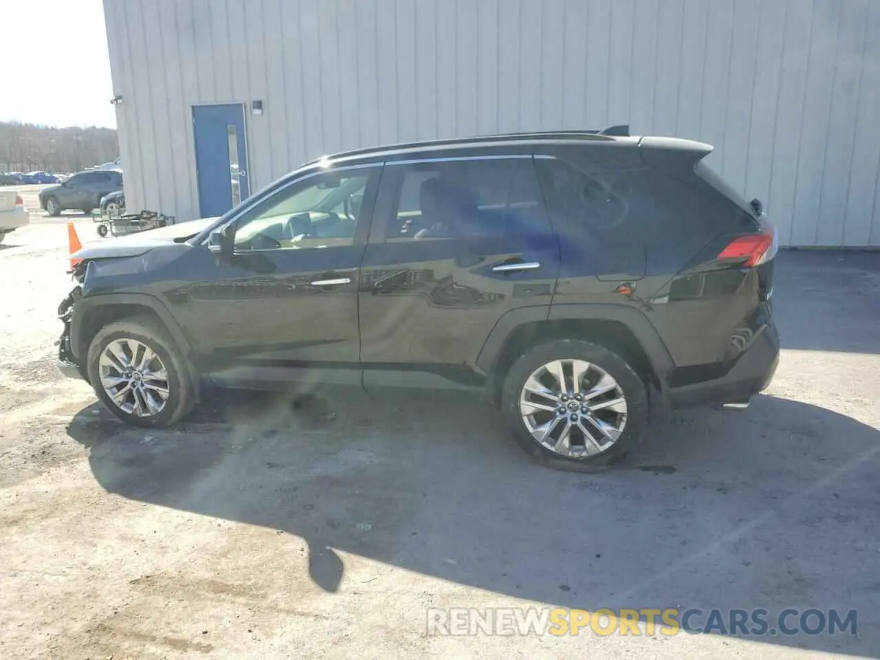 2 Photograph of a damaged car JTMN1RFV2KD518441 TOYOTA RAV4 2019