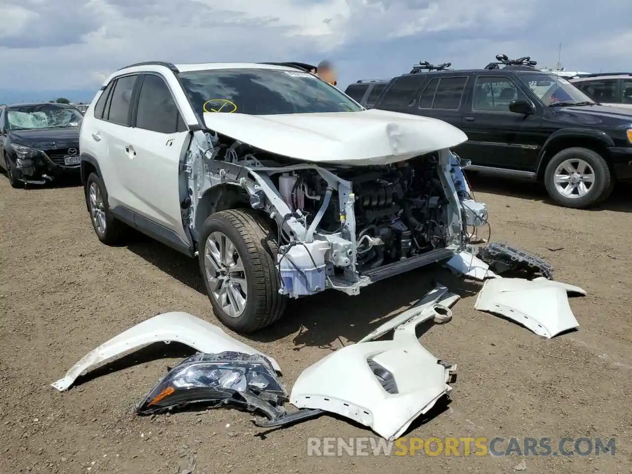 1 Photograph of a damaged car JTMN1RFV2KJ004378 TOYOTA RAV4 2019