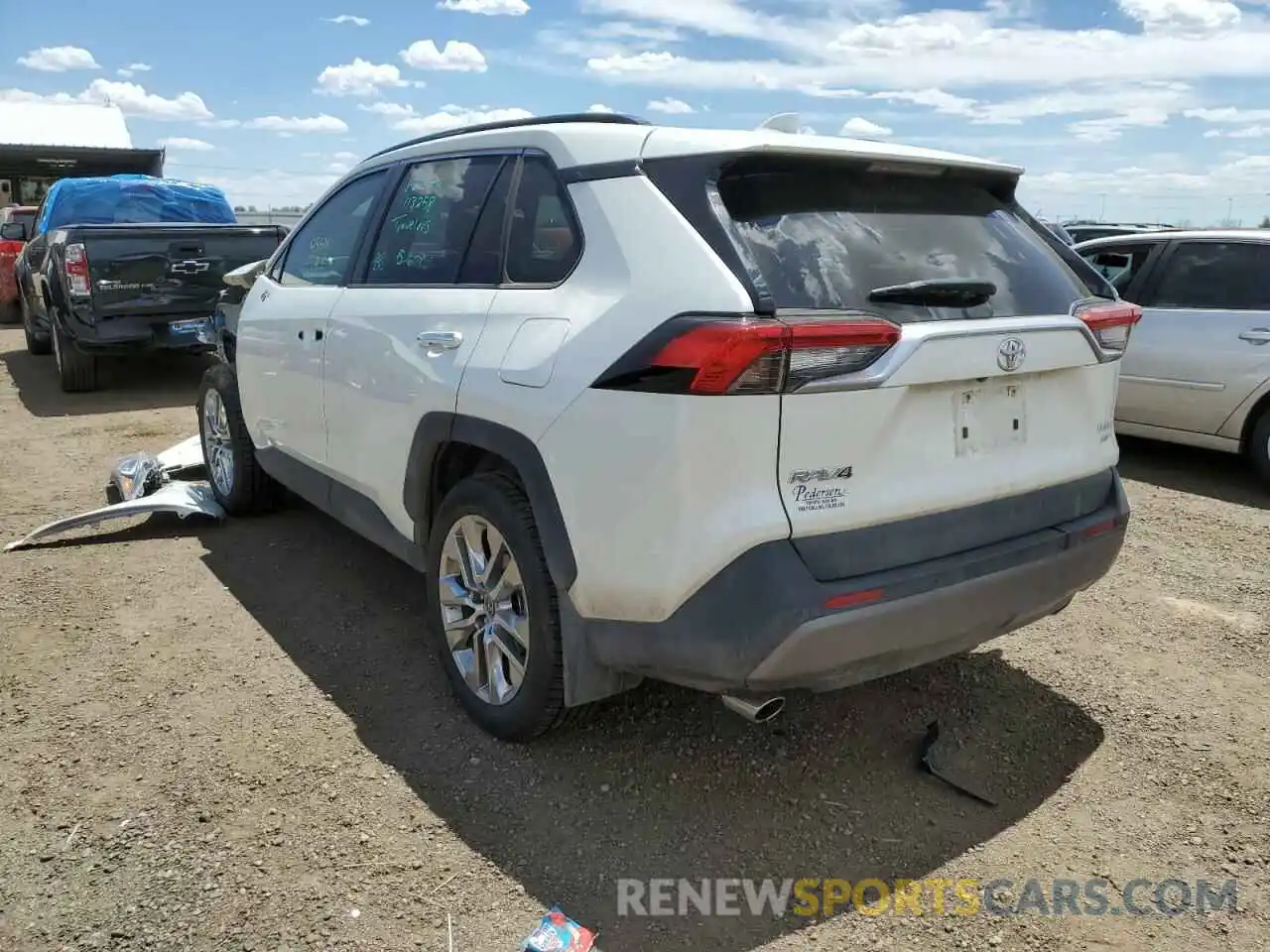 3 Photograph of a damaged car JTMN1RFV2KJ004378 TOYOTA RAV4 2019